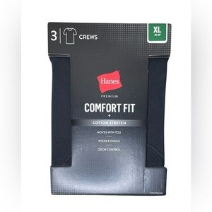 **CLEARANCE** HANES - Men’s Premium 3pk Crewneck T-Shirts.